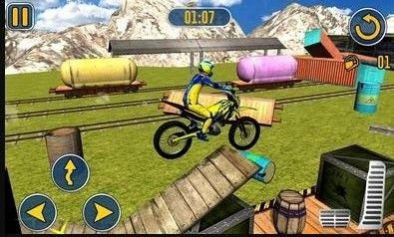 特技摩托车越野赛游戏官方版 V1.0截图1