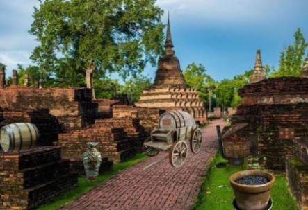 逃脱游戏放弃游戏中文手机版(Escape Game Abandonment) V2.0.0截图2